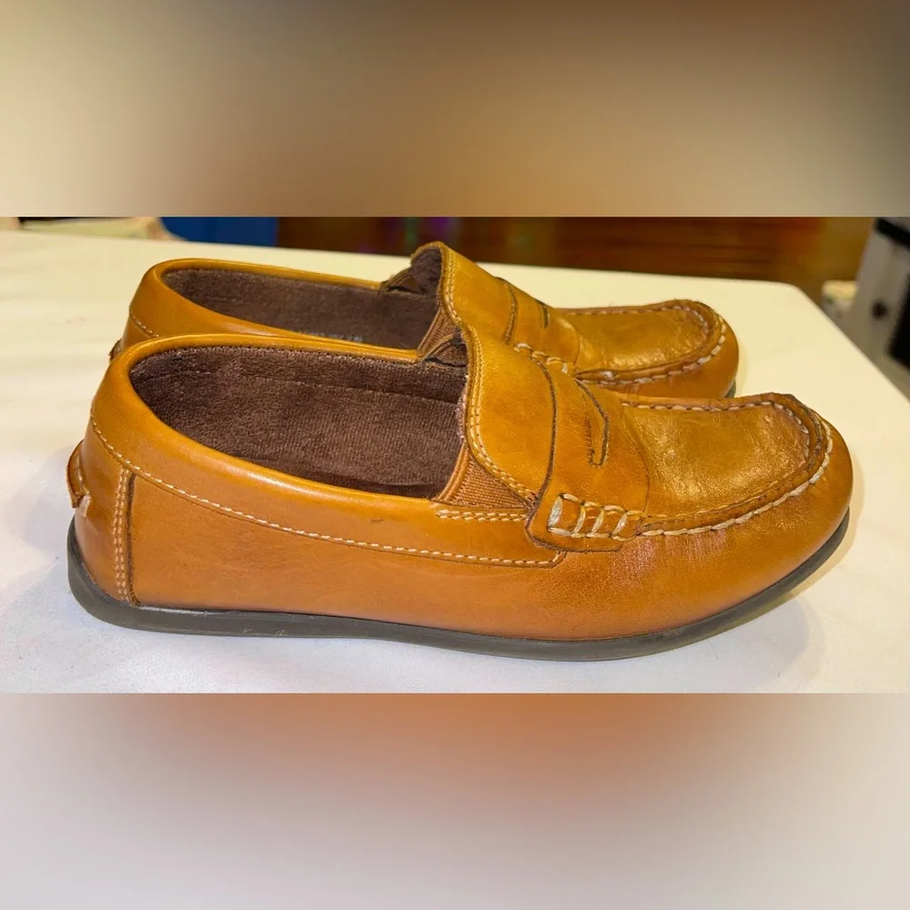 Florsheim kids 2M Boys brown leather slip on loafer memory foam